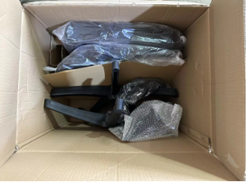 Adjustable Armrest Modern Mesh Backrest Conference Chair with Chrome Base for Living Room Hotel and Meeting Room Use